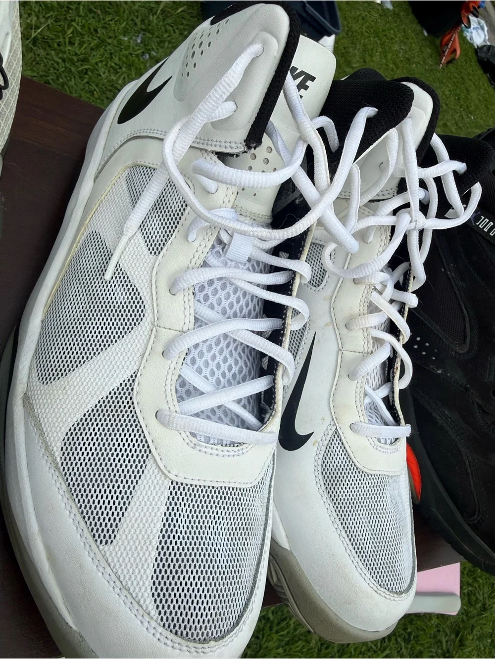 Nike White and Black Men’s Sneakers Size 12